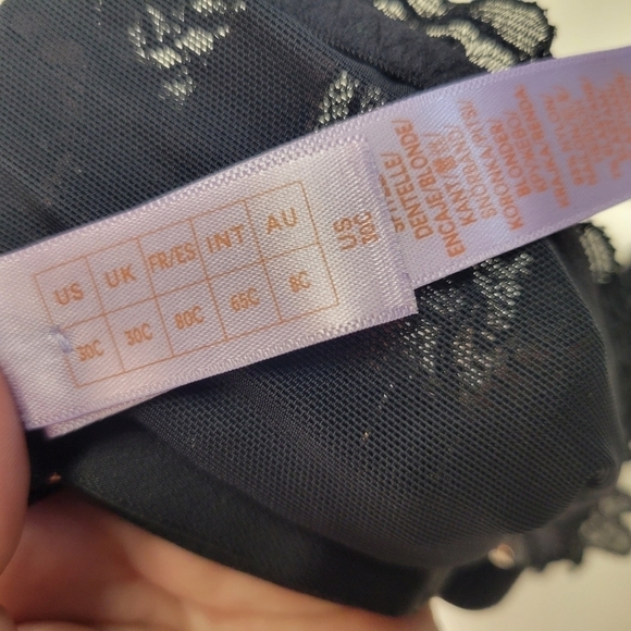 Savage X Fenty | Romantic Corded Lace Front-Closure Push Up Bra - Picture 2 of 8